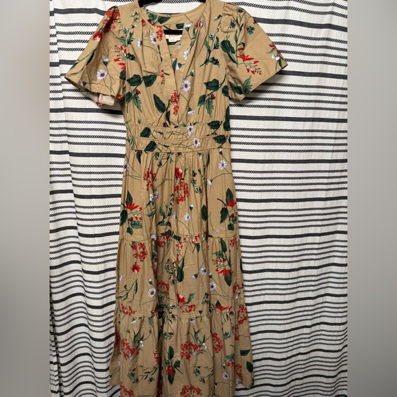 Anthropologie Floral Maxi Dress in Tan and Red - Picture 5 of 5